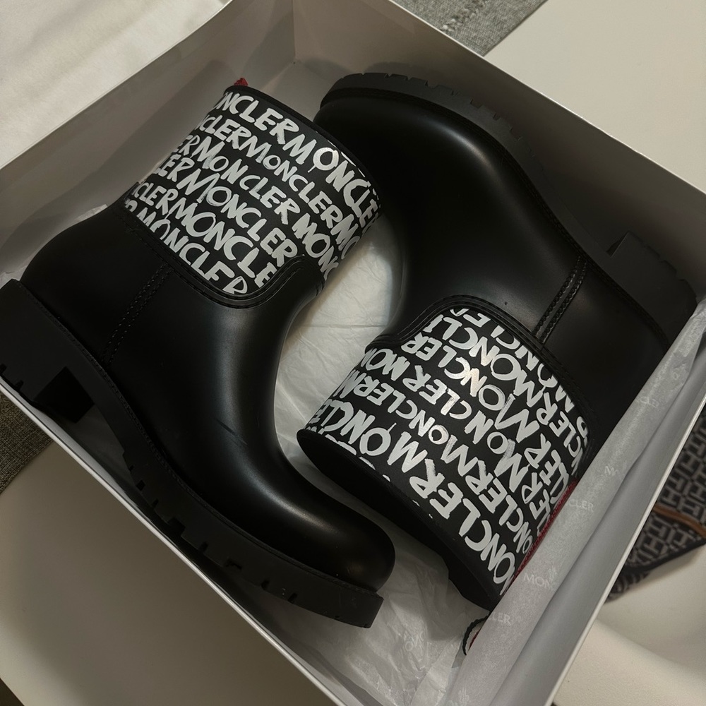 Moncler Boots